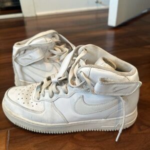 White high top Air Force 1 women’s size 9